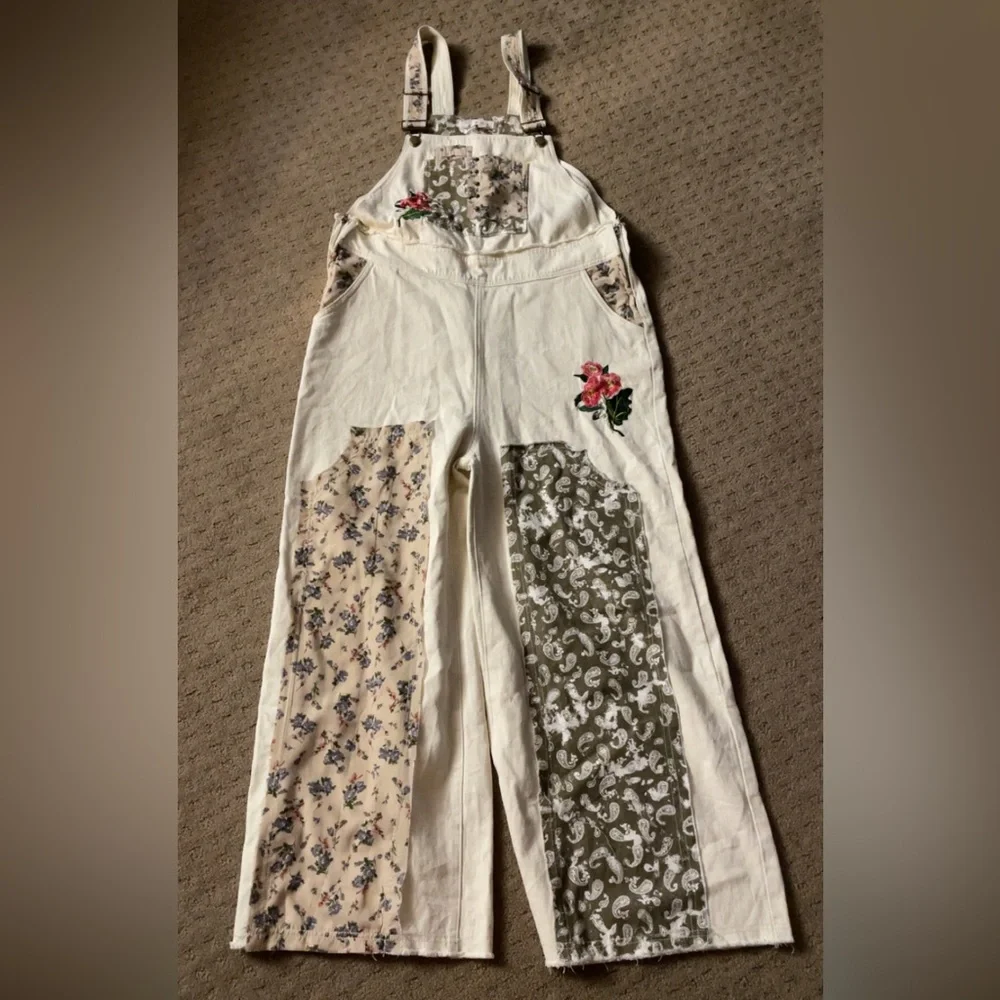 Floral Patchwork overalls with Embroidered Detail POL - Picture 1 of 3